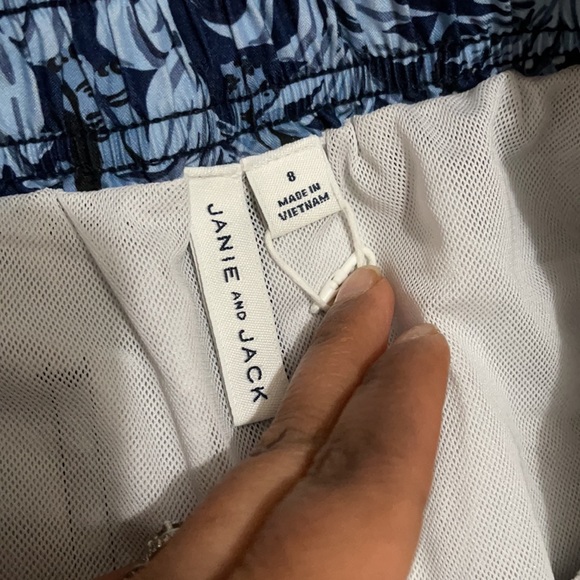 2 boys swim trucks. Size 8 Great condition - Picture 3 of 4